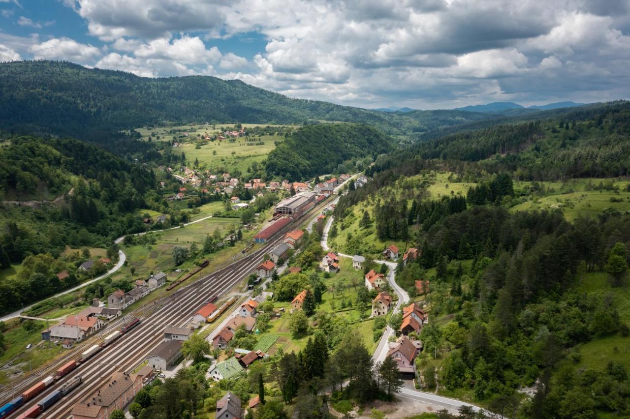 Ferienwohnung Dvije Lipe Moravice Exterior foto