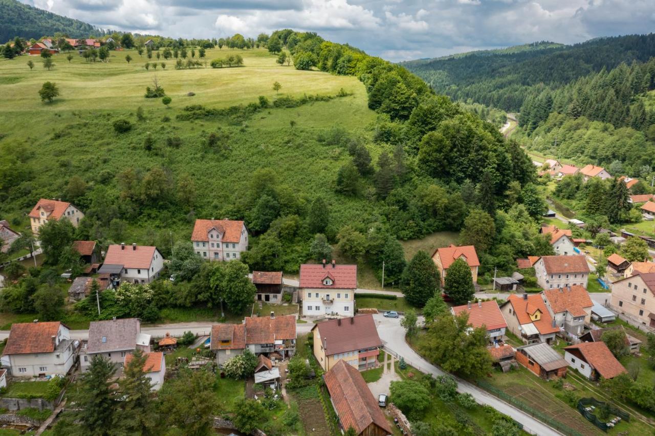 Ferienwohnung Dvije Lipe Moravice Exterior foto